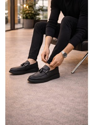 Romex Siyah Deri Fiyonk Detaylı Loafer Ayakkabı - Rahat ve Şık Tarz,37,38,39,40,41,42,43,44