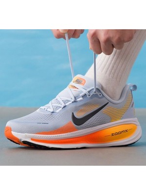 Nike Vomero 18 Erkek Koşu Ayakkabısı