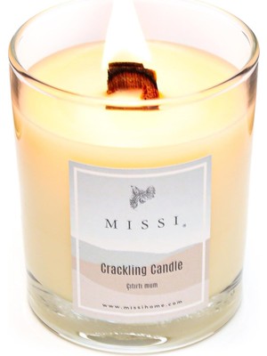 Meks Mi̇ssi̇ Ahşap Fitilli Oud Vanilya Kokulu Ekru Çıtırtılı Vegan Mum (Crackling)