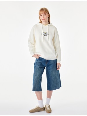 Koton Snoopy Lisanslı Arkası Baskılı Şardonlu Kapüşonlu Sweatshirt