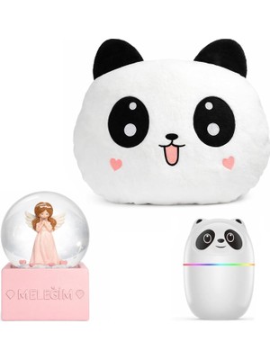 Maxi Trendy Panda Temalı Dekoratif Tasarıma Sahip Hediye Seti – Peluş Panda Yastık + Buhar Makinesi Nemlendirici + Melek Figürlü Kar Küresi | Dekoratif Hediye Seti