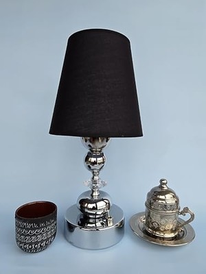 Maxi Trendy Fey Abajur, Kablosuz Pilli Masa Lambası -Dekoratif LED Abajur - Taşınabilir Gece Lambası, Piili Gece Lambası, Pilli Masa Lambasu, Kablosuz Gece Lambası, Siyahşapkaküre-Plst.krst-Yuvarlak Krom Ayak