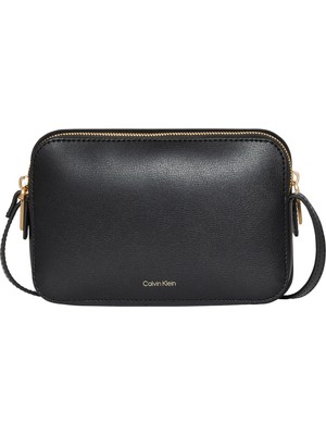 1001 Foıl Logo Elongated Camera Bag El Çantası Kadın