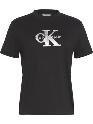 Calvin Klein Jeans Kadın Tişört LV047E819G