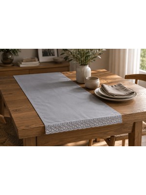 Anadolia Lale Fransız Dantelli Kumaş Runner