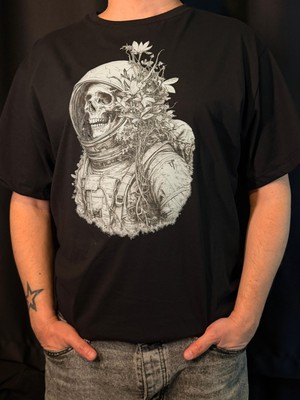 Dead Astronaut Siyah Tshirt