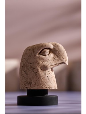 Anadolia Nemrut Kartal Başı Heykeli