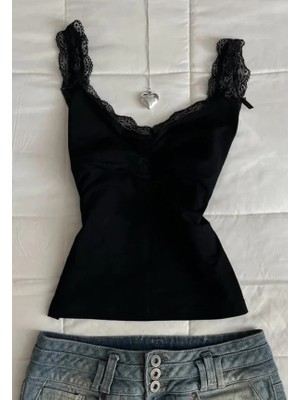 Balina Siyah Dantel Detaylı Fiyonklu Coquette Y2K Askılı Crop