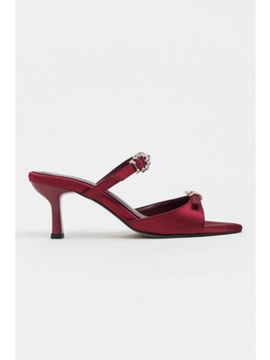 Nişantaşı Shoes Calista Bordo Saten Toka Detay Sivri Burun Kadın Topuklu Terlik