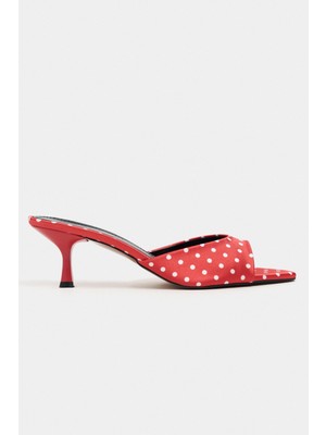 Nişantaşı Shoes Promise Kırmızı Puantiye Desenli Sivri Burun Kadın Ince Topuklu Terlik