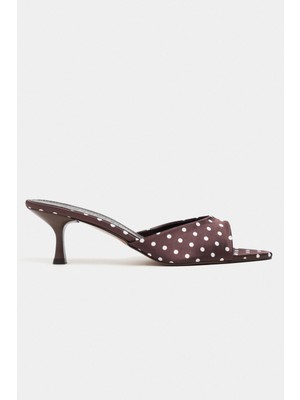Nişantaşı Shoes Promise Kahve Puantiye Desenli Sivri Burun Kadın Ince Topuklu Terlik