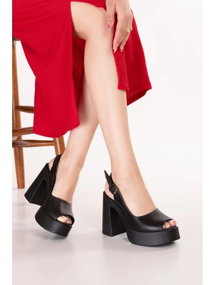 Gondol Hakiki Deri Platform Taban Topuklu Sandalet PKR.66005 Siyah