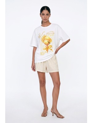 Quzu 26YTSH02324 Kadın Baskı ve Nakış Detaylı T-Shirt
