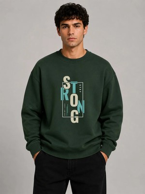 herkesemoda Strong Baskı Detaylı Bisiklet Yaka Şardonlu 2 Iplik Sweatshirt
