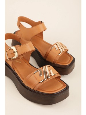 Gondol Hakiki Deri Platform Taban Sandalet PKR.2401 Taba