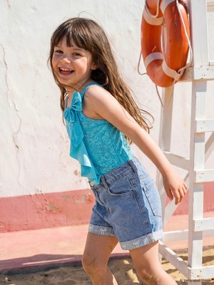 LC Waikiki Lcw Kids Indigo Fiyonk Nakışlı Kız Çocuk Jean Şort