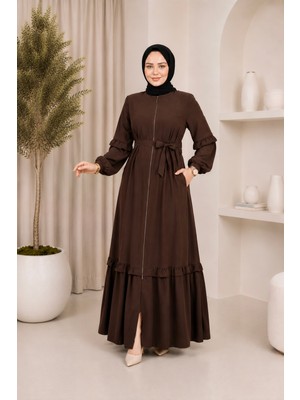 Moda Asi Modaasi Medine Ipeği Modern Kesim Fırfır Detaylı Tesettür Ferace
