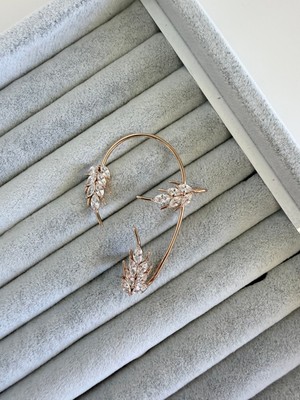 Rhea Jewelry Xuping Çelik Zirkon Taşlı Ear Cuff Kadın Küpe Kararmaz Gold Modern Tasarım