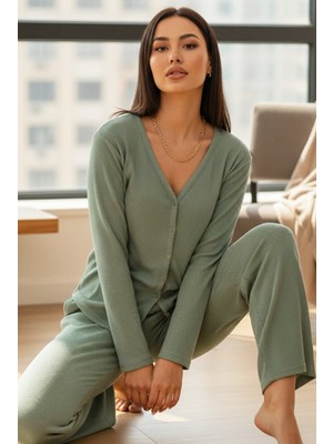 Siyah İnci Yeşil Fırçalı Yumuşak Dokulu Fitilli Kaşkorse Örme Düğmeli Hırka Pijama Takım 7963
