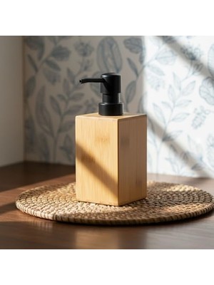 Bambu Sıvı Sabunluk | Ahşap El Sabunu, Losyon ve Şampuan Dispenseri | Modern Banyo, Mutfak ve Lavabo Düzenleyici (255ML) | Kare Bambu Sıvı Sabunluk | Mat Siyah Pompalı Ahşap Sabun Şişe