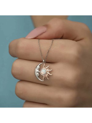 Aesco 925 Ayar Gümüş Opal Beyaz Taşlı Ay Güneş Kadın Kolye