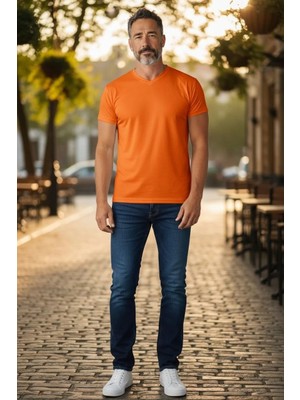 Eren Style Pamuklu V Model Kısa Kol T-Shirt