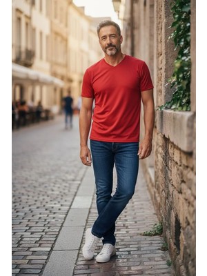 Eren Style Pamuklu V Model Kısa Kol T-Shirt