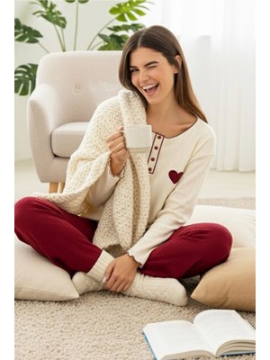 Siyah İnci Bordo Kalp Nakışlı Örme Interlok Pijama TAKIM25226009
