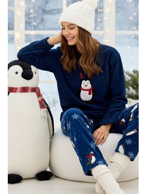Siyah İnci Lacivert Penguen Nakışlı Fitilli Desenli Polar Kışlık Örme Pijama Takım