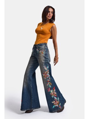 It's Basic Kadın Kot Rengi 2W6-8 Flare Fit Nakış Detaylı Komfort Kumaş Özel Tasarım Denim Jean