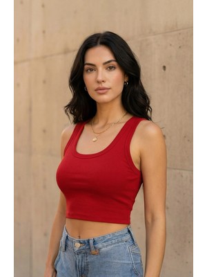 Lux Store Kadın Kırmızı Kare Yaka Crop Top Bluz – Şık, Rahat Kolay Kombinlenebilir