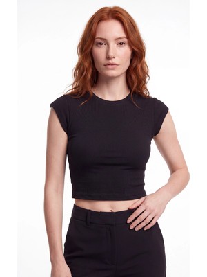 Cemo Basic Bisiklet Yaka Crop Tişört