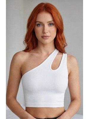 Lux Store Kadın Beyaz Tek Omuz Cut Out Detaylı Crop Top Bluz – Şık, Rahat Kolay Kombinlenebilir