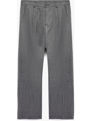 Koton Viskon Karışımlı Cepli Pileli Slim Fit Kumaş Pantolon