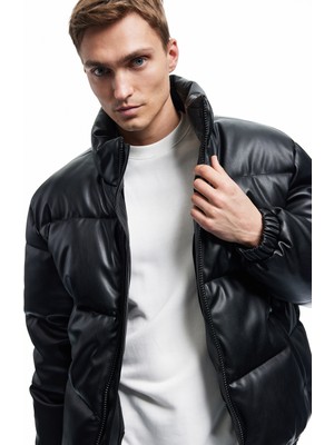 Koton Fermuarlı Dik Yaka Cep Detaylı Uzun Kollu Slim Fit Şişme Mont