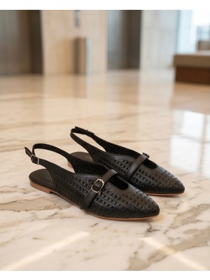 Futsi Shoes Muse Siyah Hakiki Deri Lazer Kesim Tokalı Kadın Babet Ayakkabı