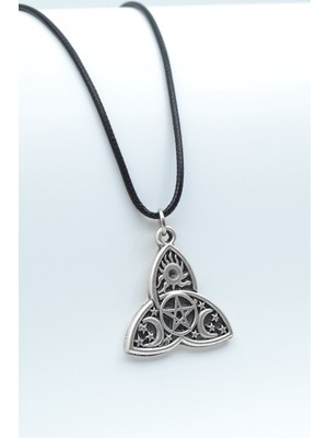 IDR Triquetra Gümüş Kaplama Deri İp Kolye