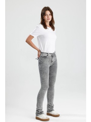 #jean Açık Gri Denim Boot Cut Kesim MONICA24 Yumuşak Doğal His Veren Kadın Jean Pantolon