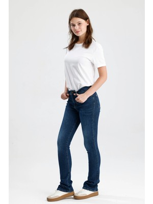 #kadınjean Orta Koyulukta Indigo Denim Boot Fit Kesim MONICA24 Rahat Kadın Jean Pantolon