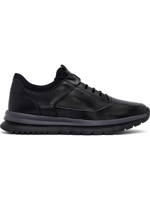 Derimod Erkek Siyah Bağcıklı Kalın Tabanlı Deri Sneaker WM710010DF