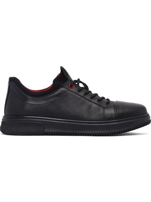 Derimod Erkek Siyah Bağcıklı Deri Sneaker WM720004DB