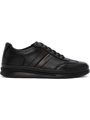 Derimod Erkek Siyah Bağcıklı Kalın Tabanlı Deri Sneaker WM700001DF