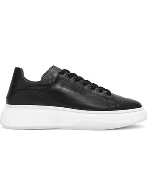 Derimod Erkek Siyah Bağcıklı Kalın Tabanlı Deri Sneaker WM660004DV