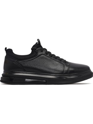 Derimod Erkek Siyah Bağcıklı Deri Sneaker WM680009DV