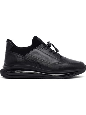 Derimod Erkek Siyah Bağcıklı Kalın Tabanlı Deri Casual Sneaker WM600011DF