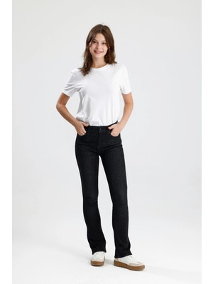 Özel Seri Koyu Indigo Denim MONICA24 Yumuşak Doğal His Veren Kadın Jean Pantolon