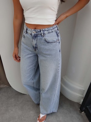 Esra Helvacı Geniş Paça Yan Dikişli Jean