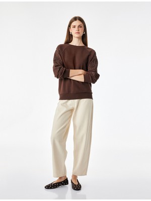 Koton Çiçek Boncuk Işleme Detaylı Uzun Kollu Bisiklet Yaka Sweatshirt