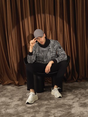 Xint Erkek Siyah Formunu Koruyan Regular Fit Sweatshirt