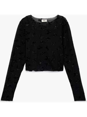 Koton Fiyonk Detaylı Uzun Kollu Simli Tül Detaylı Crop Bluz